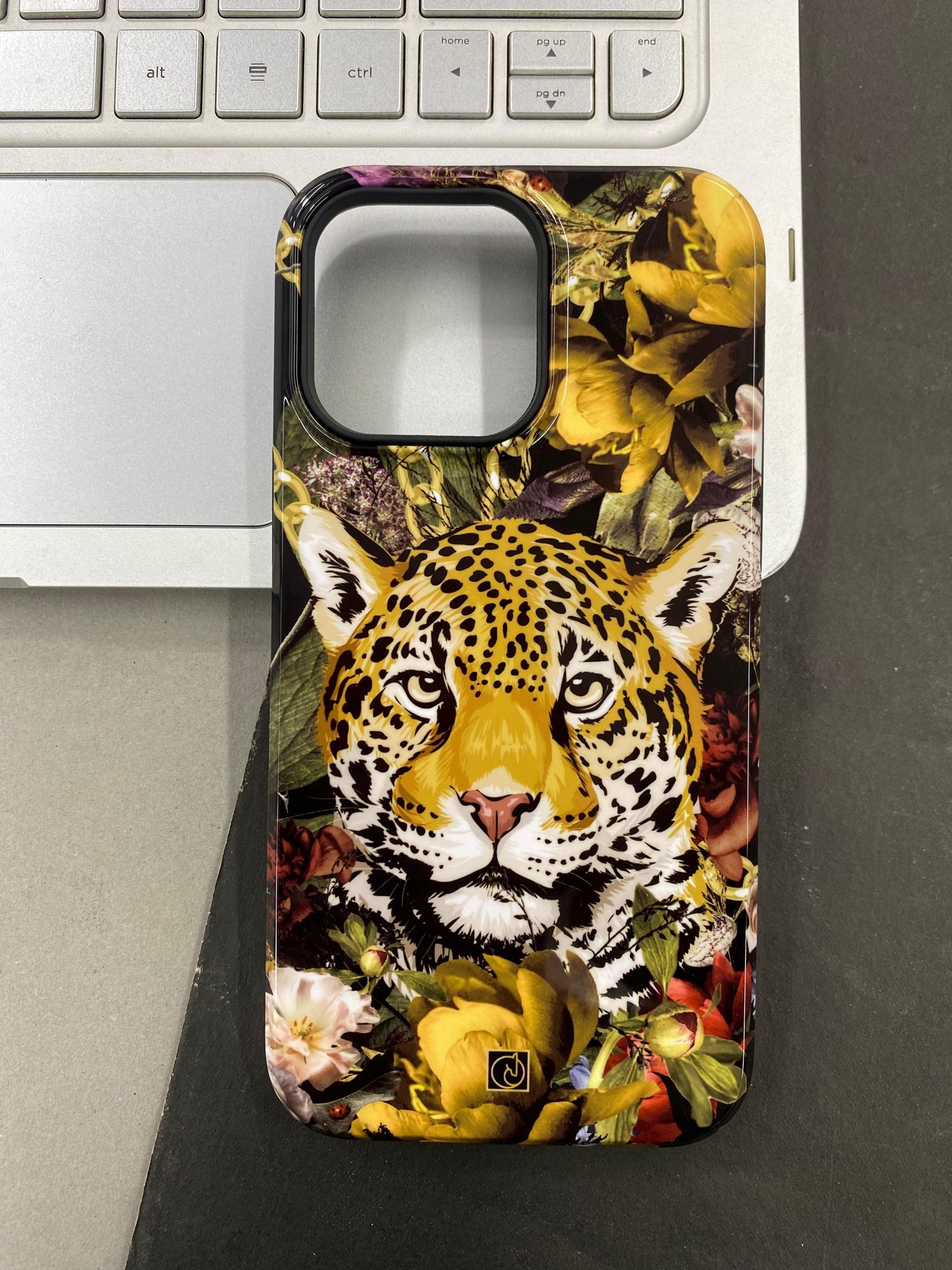GENISS Premium Leopard Case for iPhone 14 Pro Max
