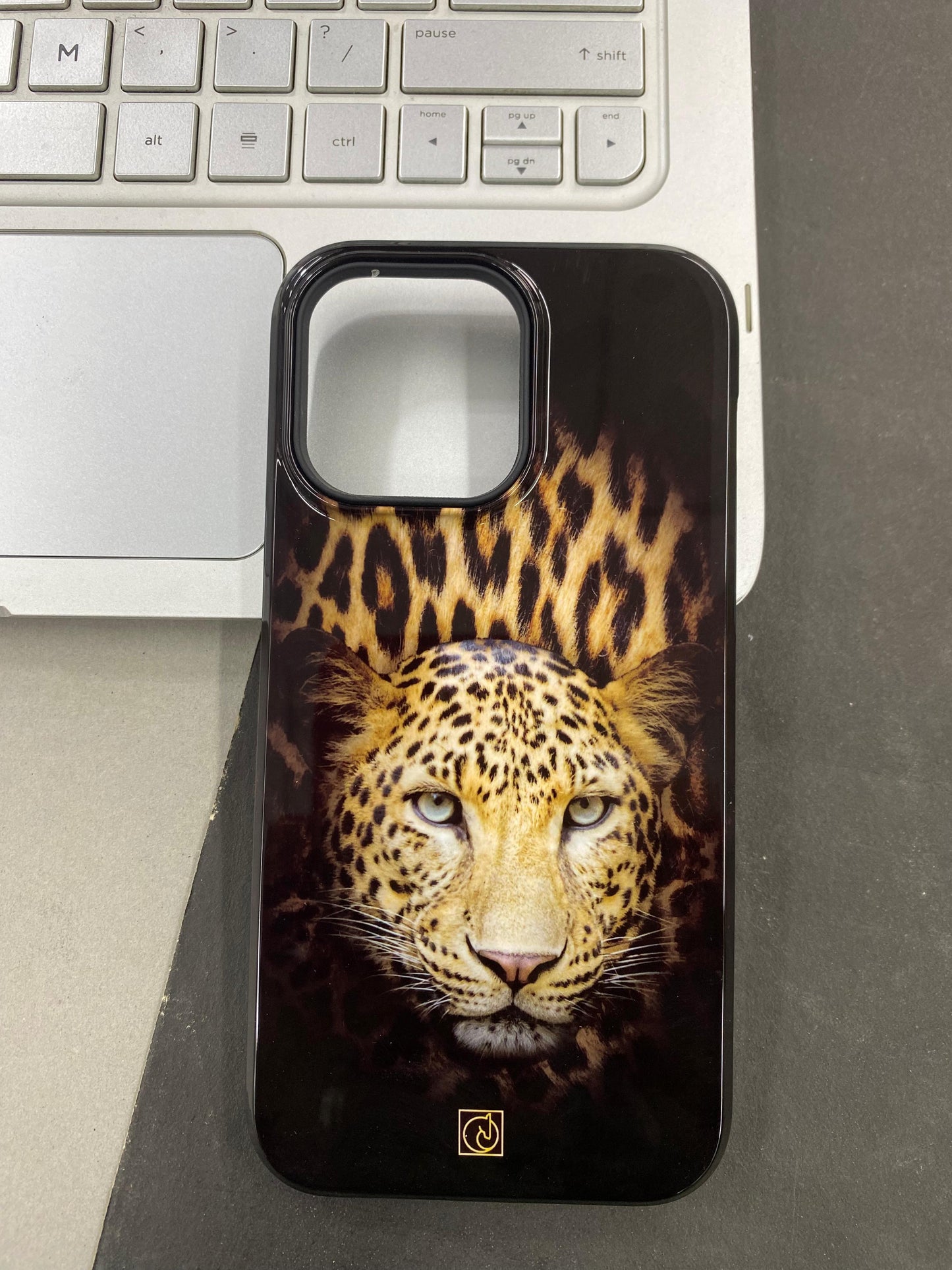 GENISS Premium Leopard Case for iPhone 14 Pro Max