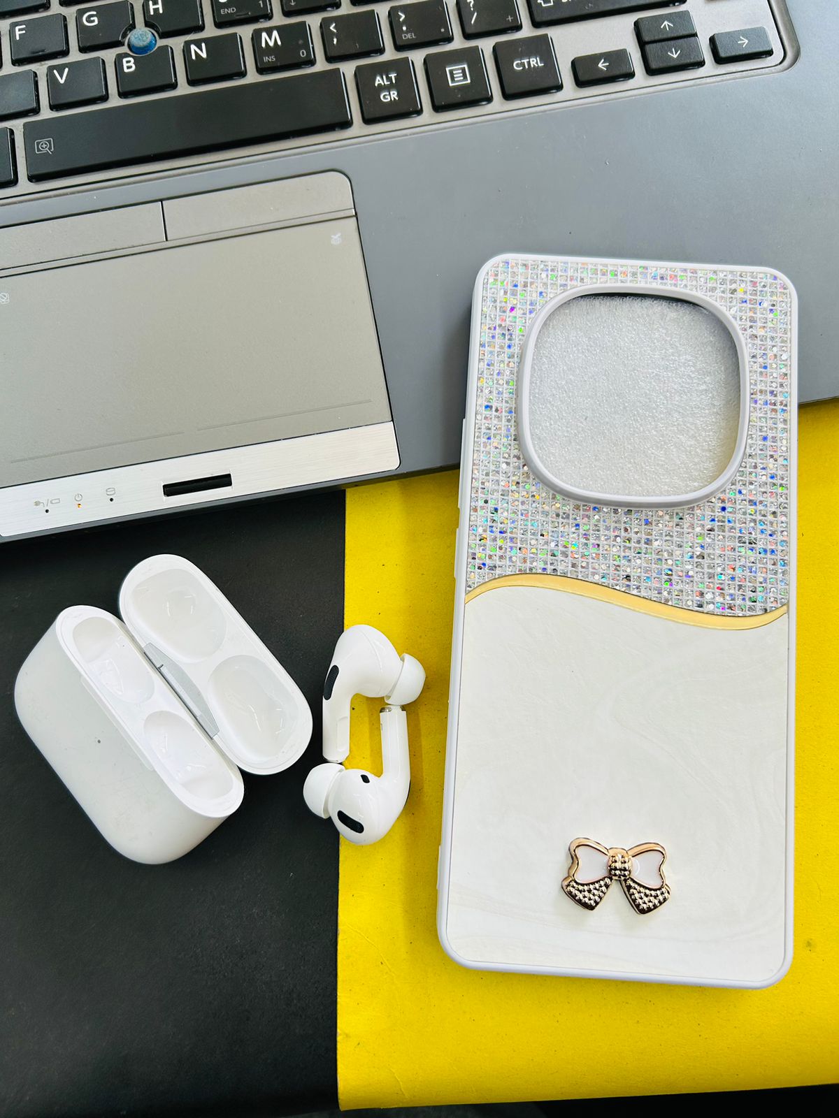FANCY BUTTERFLY STONE CASE  SAMSUNG TECNO REDMI